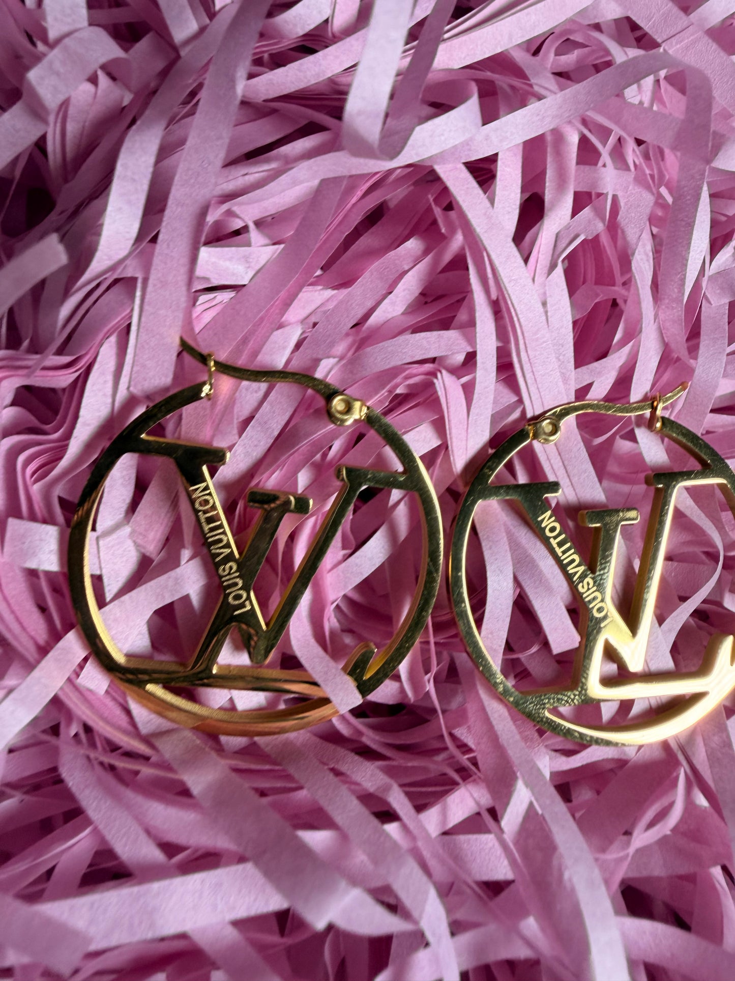 LV gold earring